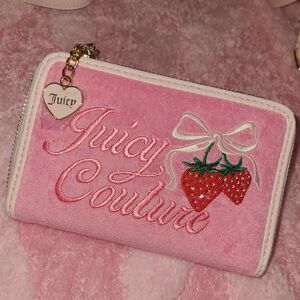 Juicy Couture Wallet 🍓